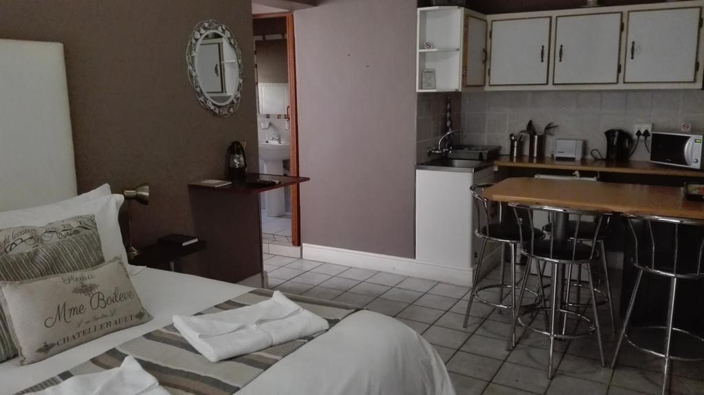 Gemutlich Guesthouse Upington Extérieur photo